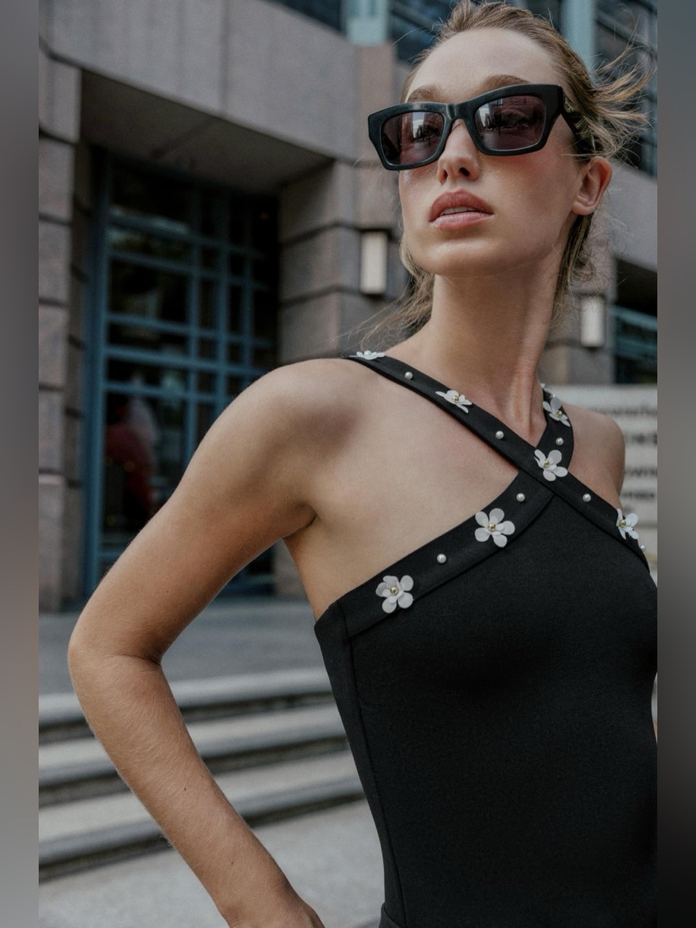 ZARA floral stretch halter bodysuit with daisy Embellishments.
